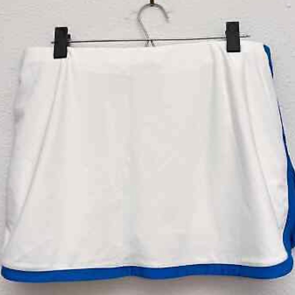 Nike Dri-FIT Back Hand Border Skort - white and blue - Picture 2 of 8